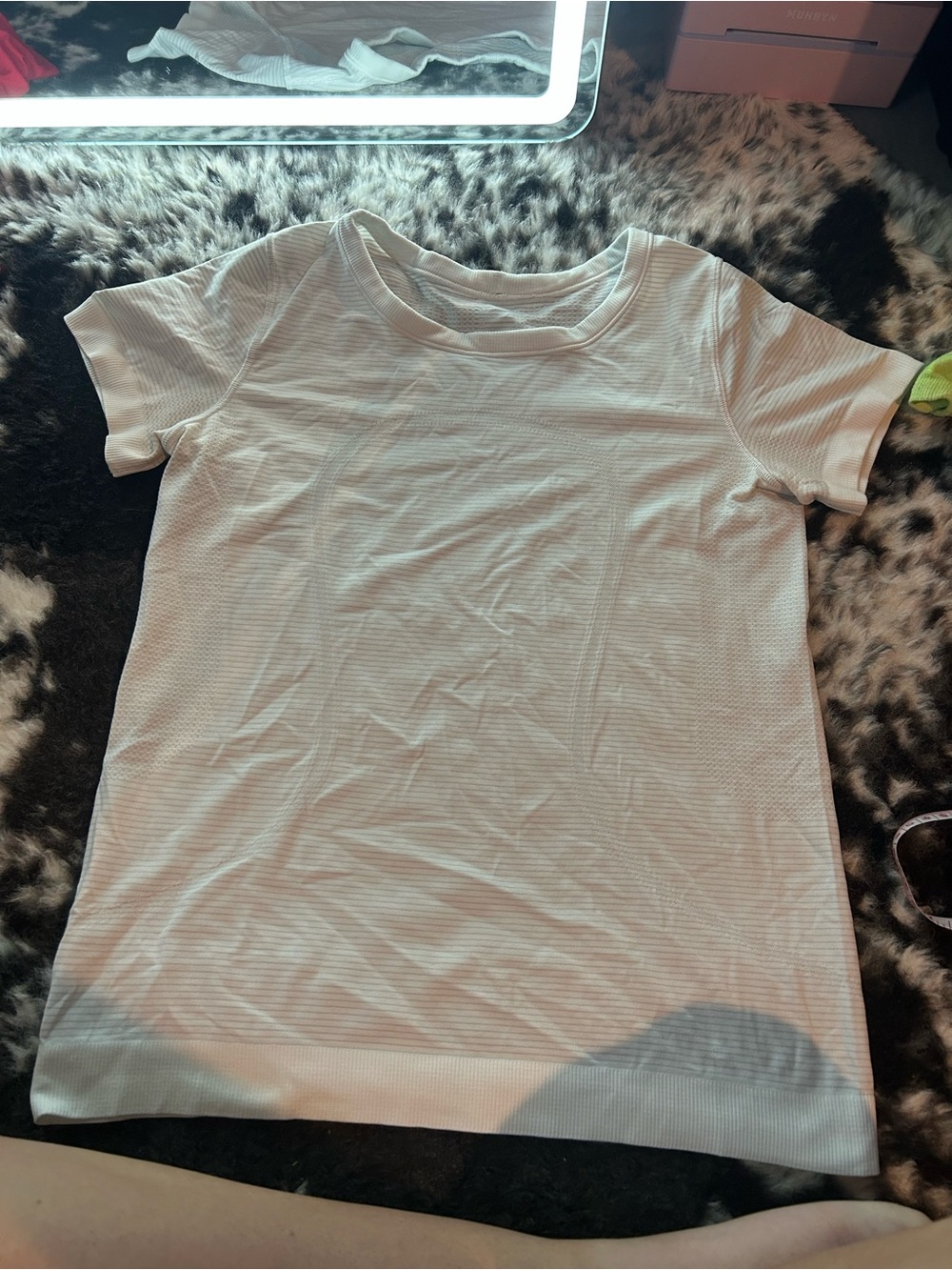 Lululemon swiftly T shirt
